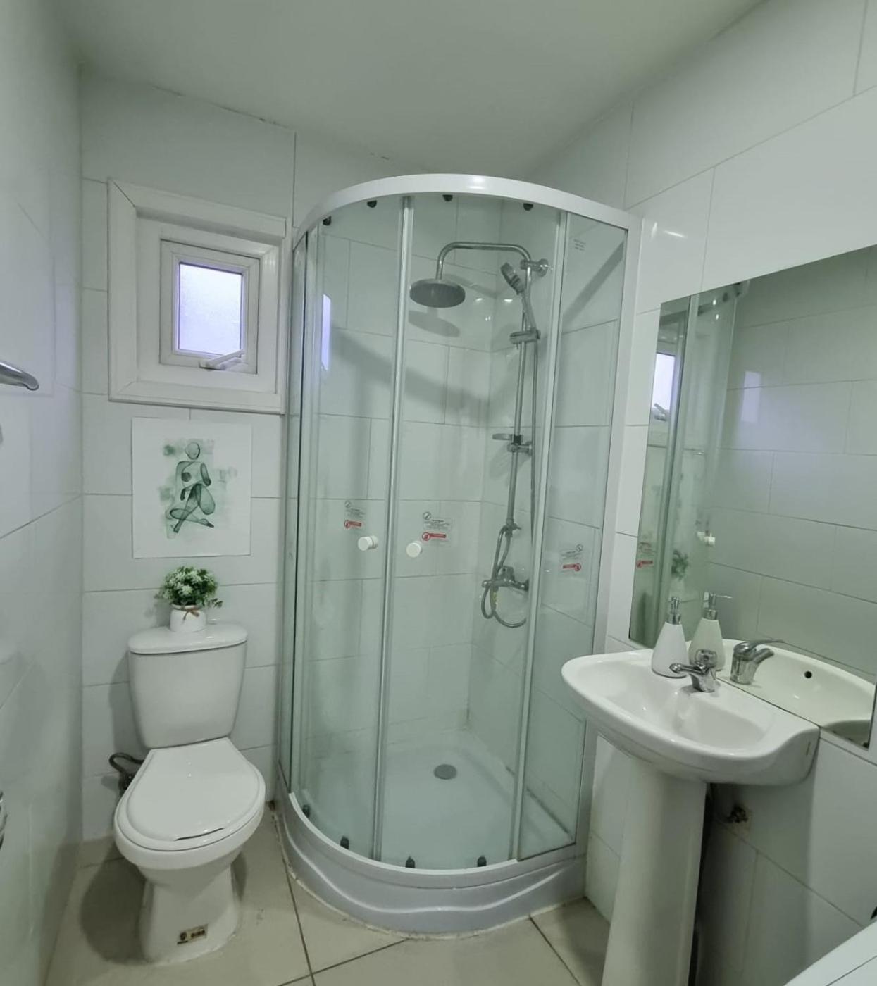 Hostal Chucaita Puerto Cisnes Εξωτερικό φωτογραφία
